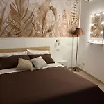 Luxia - Svincolo Centro Apartmán *
