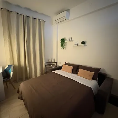 Luxia - Svincolo Centro Apartmán *
